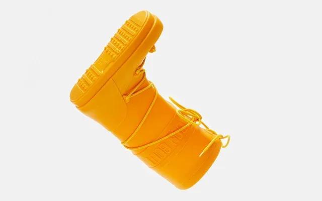 Stivali da neve Yellow Moon Boot