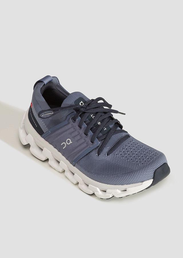 Niebieskie buty biegowe damskie marki On Running z dropem 5 mm