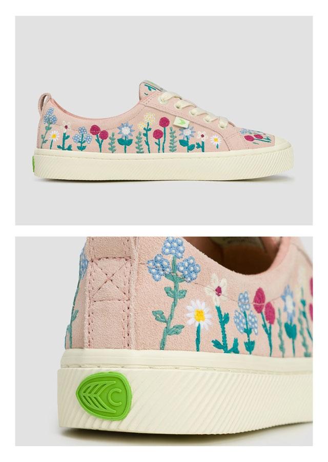 Najmodniejsze sneakersy damskie – w kwiatowe motywy  