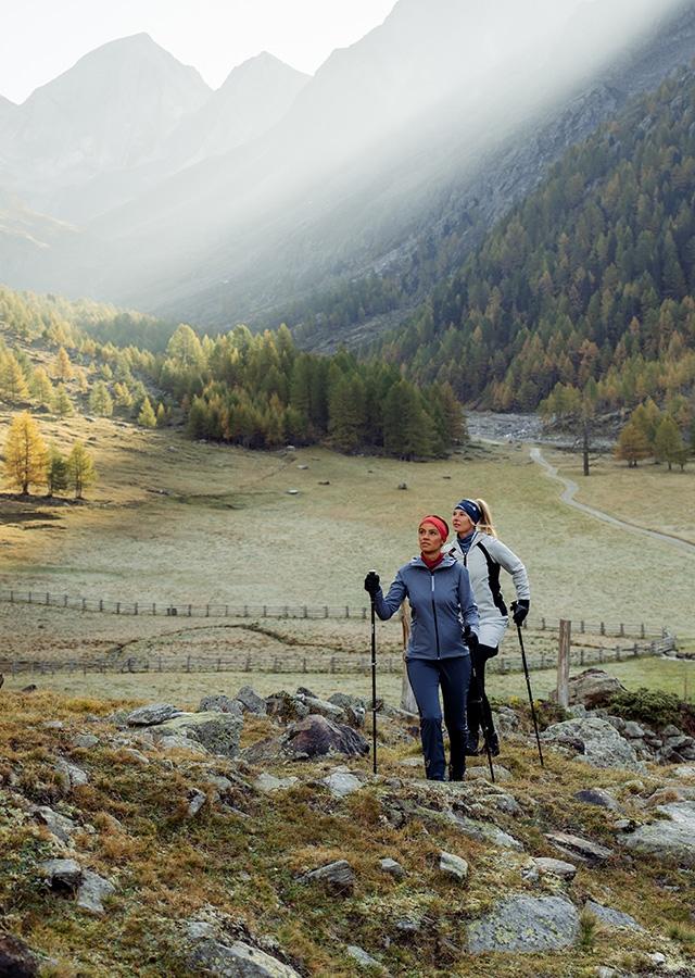 Kobiety podczas trekkingu 