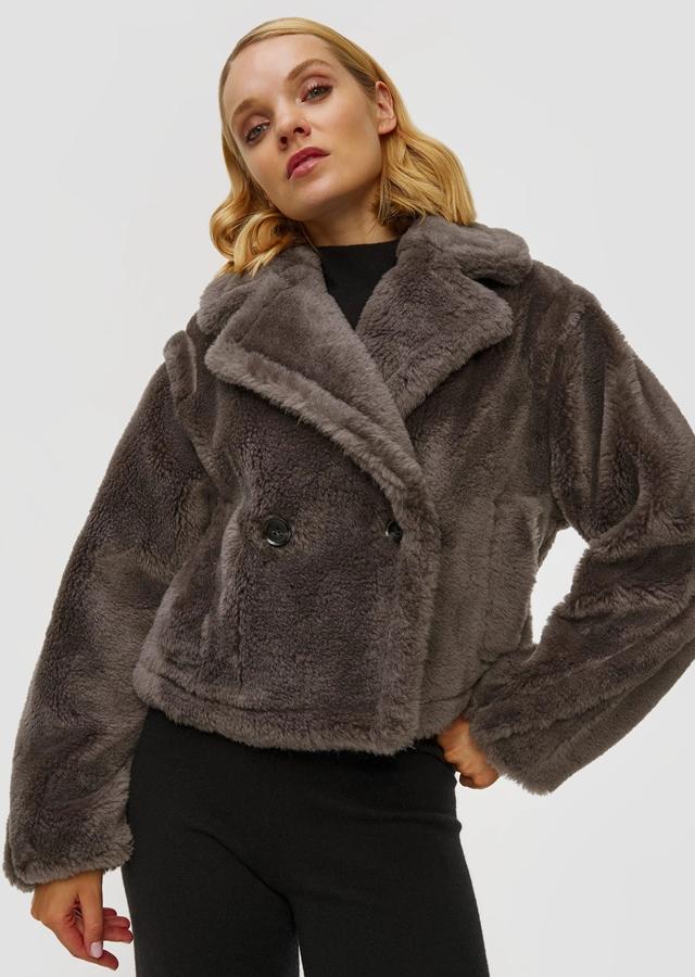 Modne kurtki damskie na zimę 2025/26 – wełniana kurtka szara od Stand Studio Modne kurtki damskie na zimę 2025/26 – wełniana kurtka szara od Stand Studio