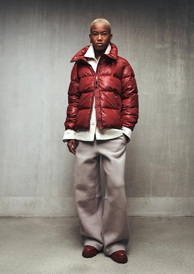 Modna kurtka damska na zimę – czerwona puchówka do Parajumpers Modna kurtka damska na zimę – czerwona puchówka do Parajumpers